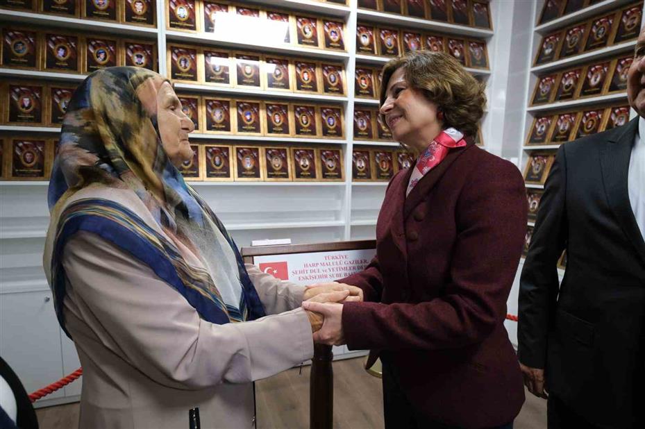 Eskişehir’de gaziler ve şehit aileleri tek çatı altında toplandı