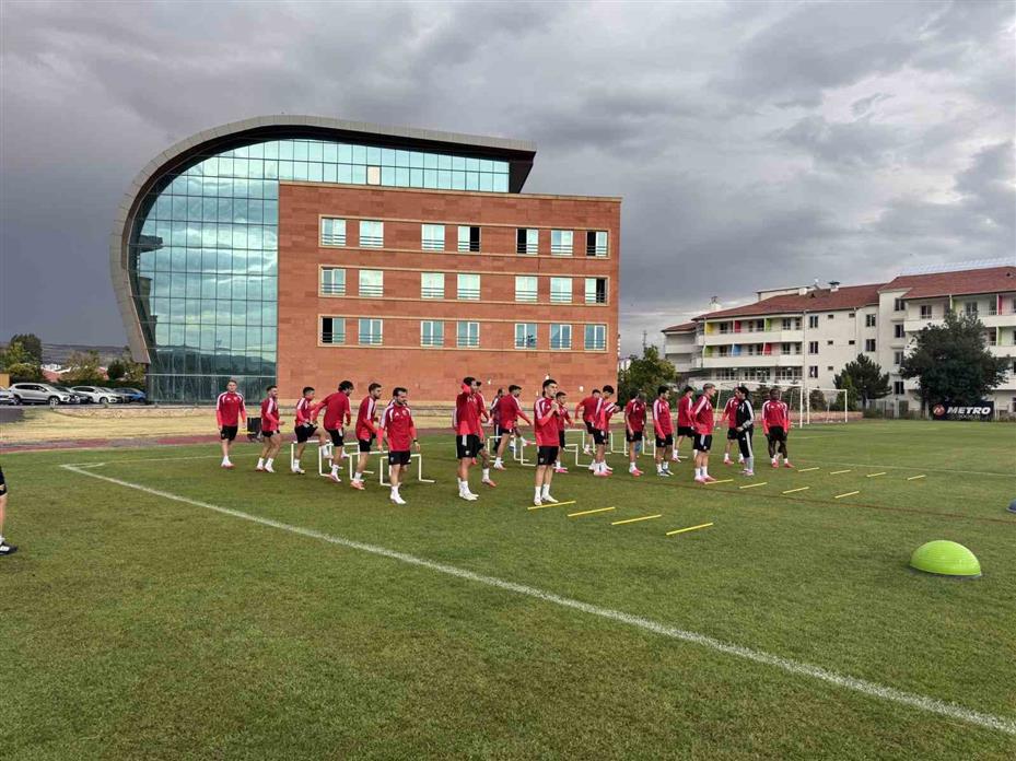 Kayserispor Başkanı Çamlı: "Milli aradan sonra takım çok daha yüksek motivasyonla maçlara çıkacak"