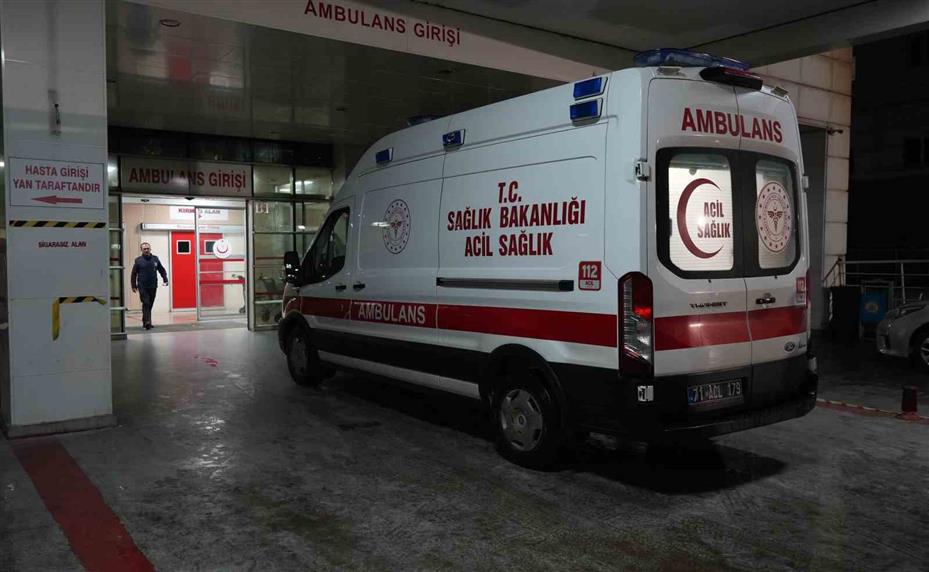 Kırıkkale’de görev başındaki polis memuru, aracın çarpması sonucu şehit oldu