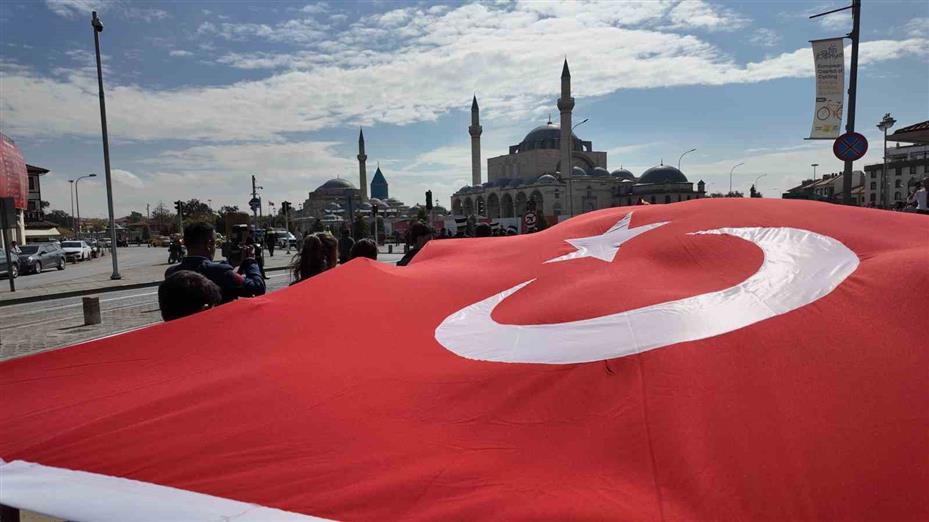 Konya’da "Kahramanlarla Kardeşlik Yolunda" yürüyüşü