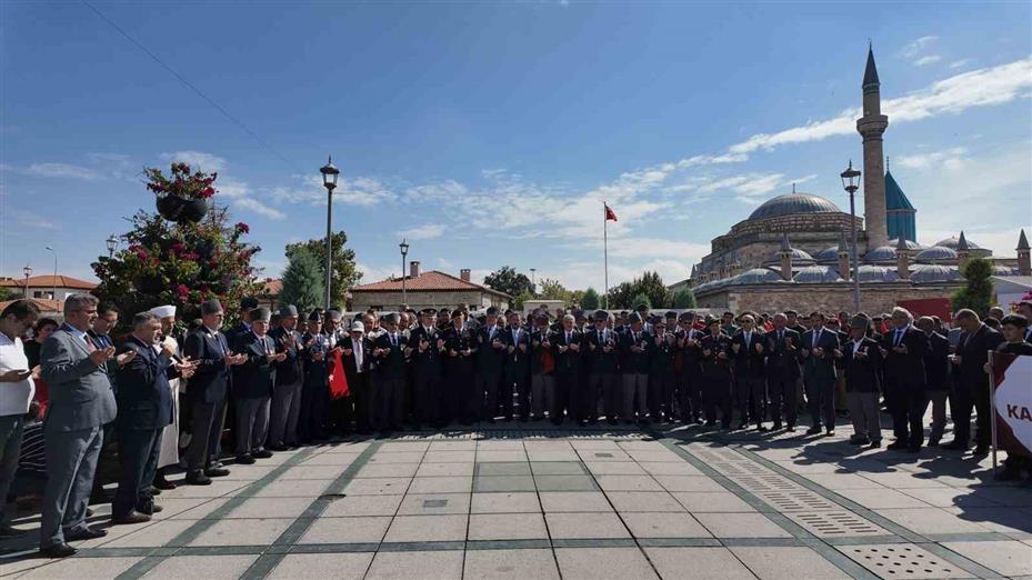 Konya’da "Kahramanlarla Kardeşlik Yolunda" yürüyüşü