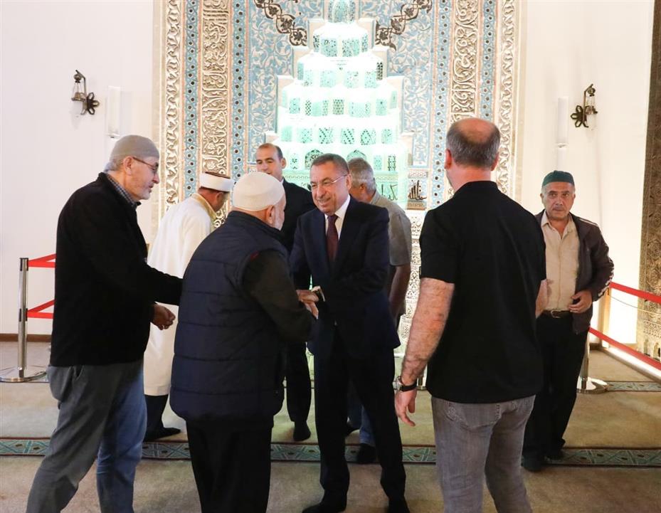 Fuat Oktay, Ulus’ta vatandaş ve esnafla bir araya geldi