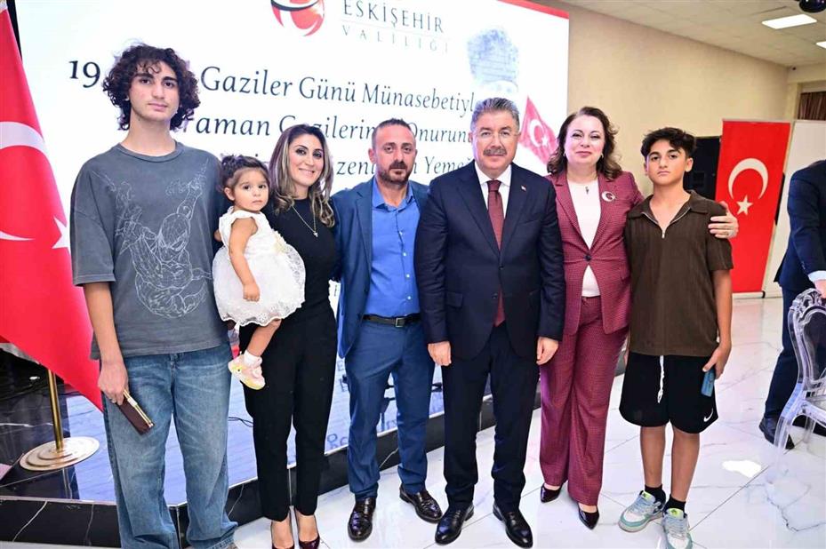 Vali Yılmaz’dan gaziler onuruna yemek programı