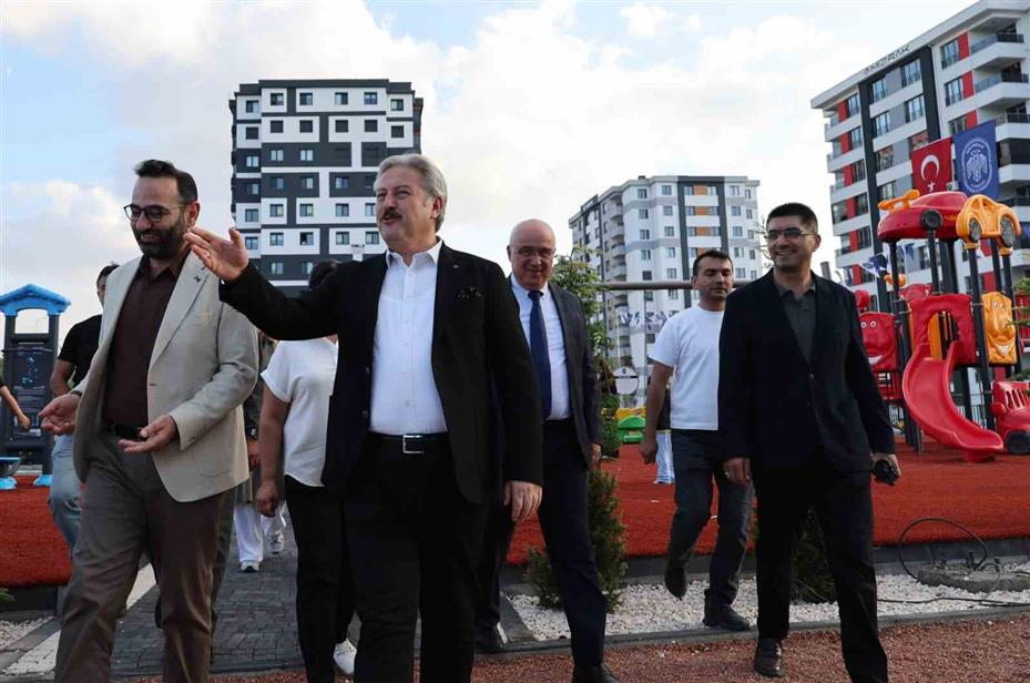 Melikgazi’de 24 aile yeni evlerine kavuştu