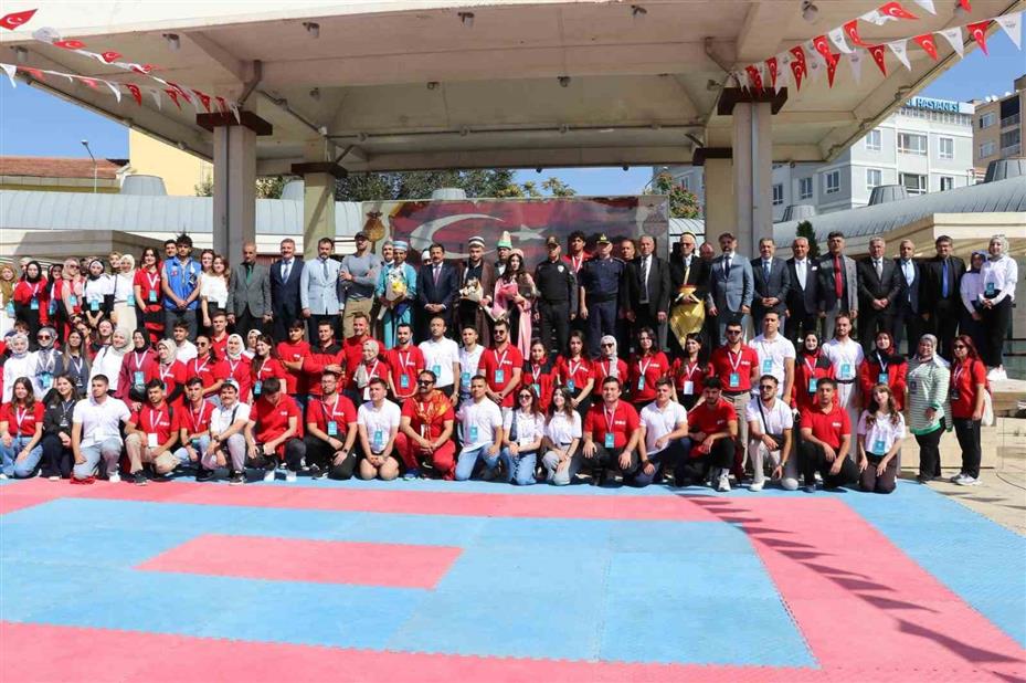 Kırşehir’de Ahilik kutlamalarında bir ilk: Engelli esnaf şed kuşandı