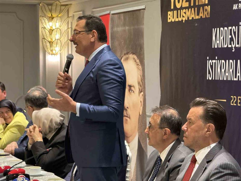 AK Parti’den Eskişehir’de "Türkiye Yüzyılı Buluşmaları" çıkarması