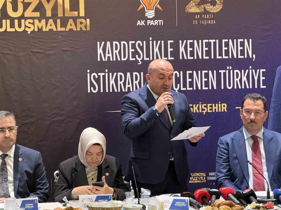 AK Parti’den Eskişehir’de "Türkiye Yüzyılı Buluşmaları" çıkarması