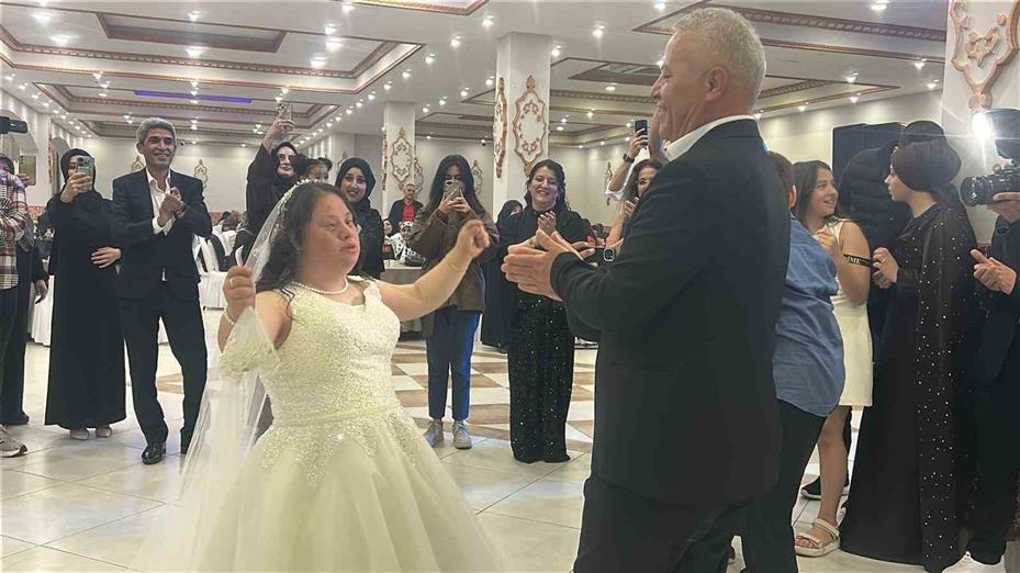 Yağmur’un gelinlik hayali gerçek oldu