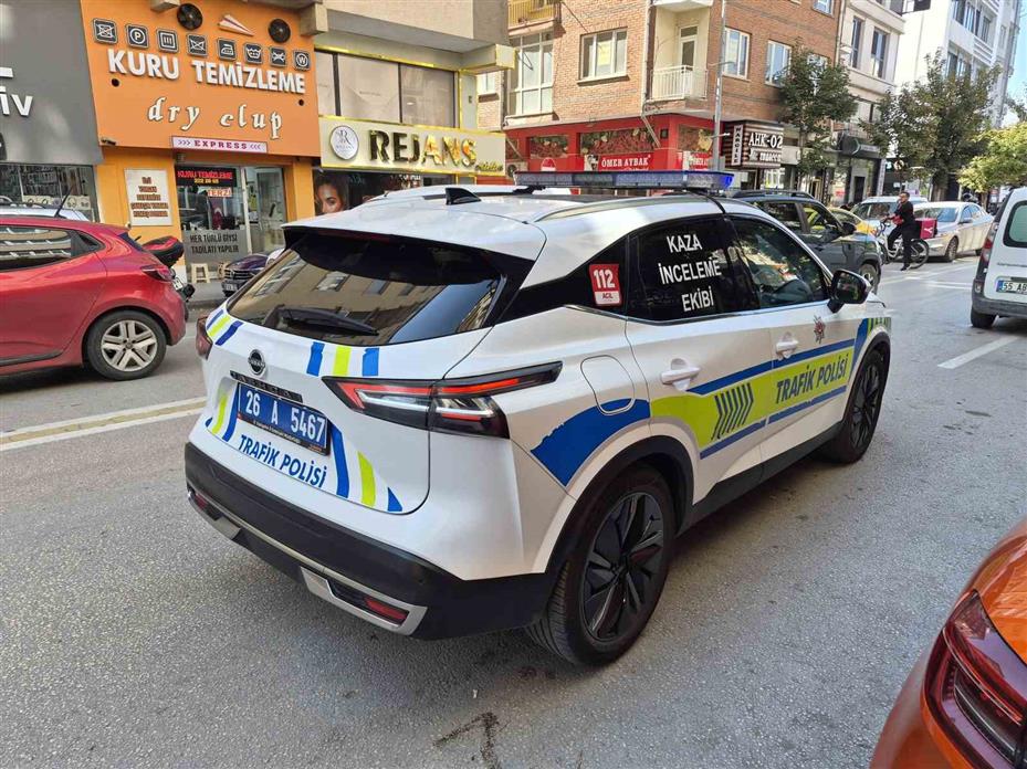 Tartıştığı otomobil sürücüsünü yumruklayan motosikletliye 180 bin TL ceza