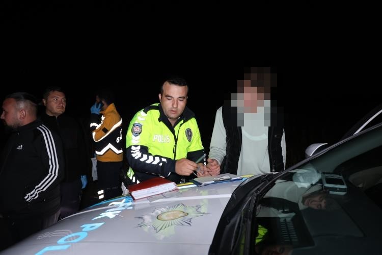 Nevşehir’de bir genç izinsiz aldığı araçla kaza yaptı: 2 yaralı