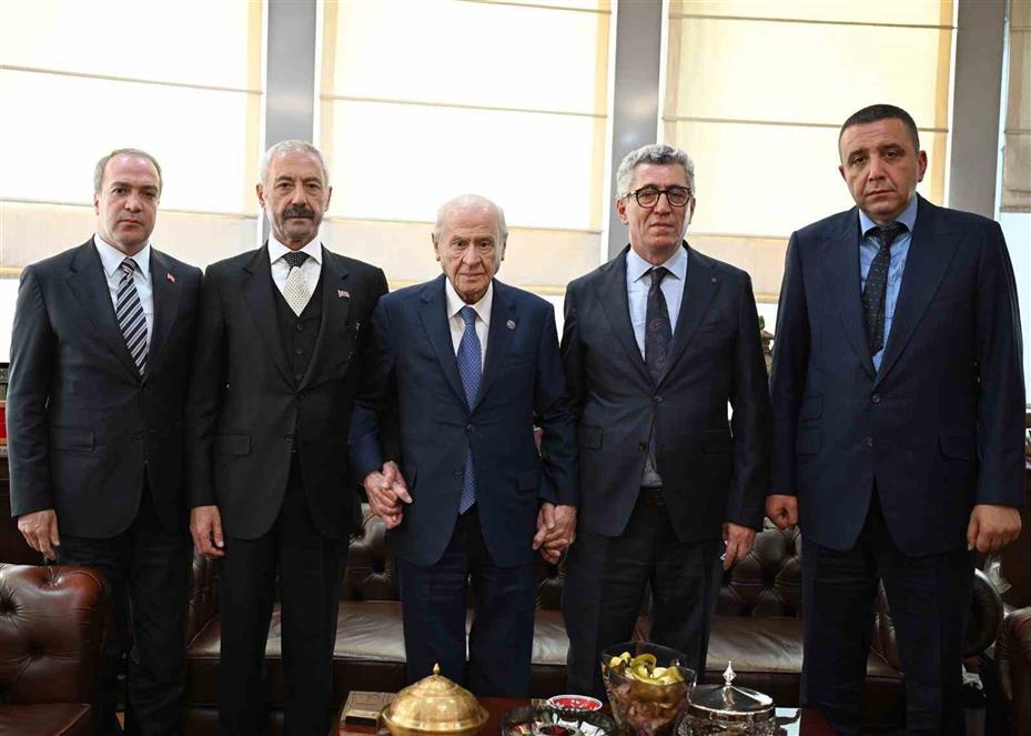 Sarallar ve Şahinler ailelerinden MHP Lideri Bahçeli’ye ziyaret