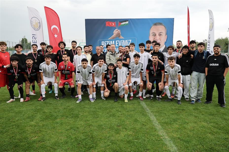 Sivas’ta Filistinli öğrencilerle dostluk maçı