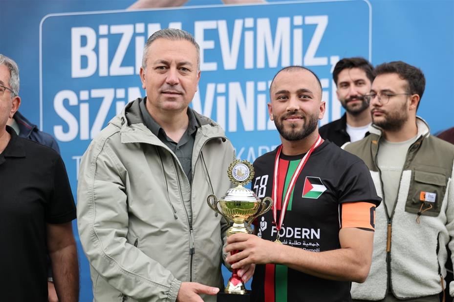 Sivas’ta Filistinli öğrencilerle dostluk maçı