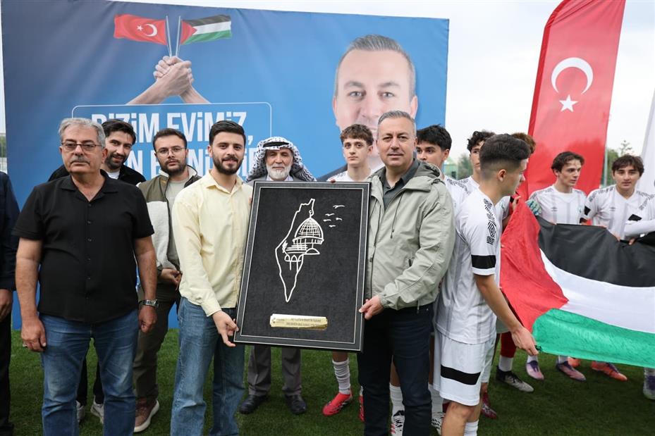 Sivas’ta Filistinli öğrencilerle dostluk maçı
