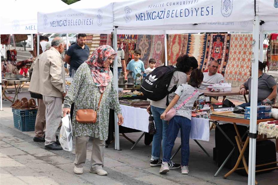 Melikgazi Antik Rüzgarı nostalji rüzgarı estirdi