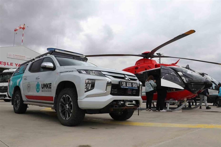 Sivas’ın Mobil Acil Sağlık Operasyon Merkezi Aracı tanıtıldı