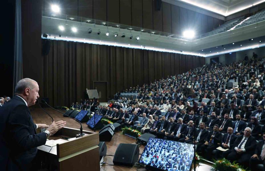 Cumhurbaşkanı Erdoğan: "Biz yanlış yapanla, nefsine yenik düşenle vedalaşır, yolumuza güçlenerek devam ederiz"
