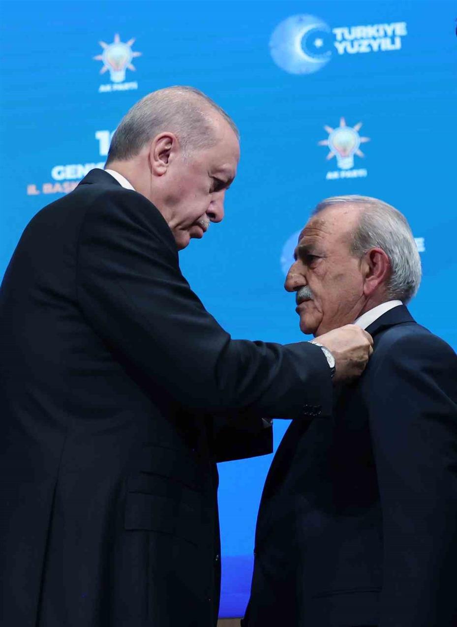 Cumhurbaşkanı Erdoğan: "Biz yanlış yapanla, nefsine yenik düşenle vedalaşır, yolumuza güçlenerek devam ederiz"