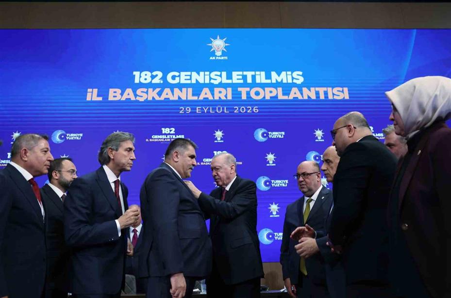 Cumhurbaşkanı Erdoğan: "Biz yanlış yapanla, nefsine yenik düşenle vedalaşır, yolumuza güçlenerek devam ederiz"
