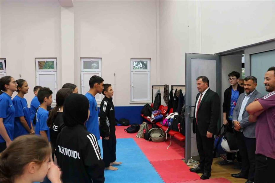 Kabakcı’dan Gevher Nesibe Spor Salonu’na Ziyaret