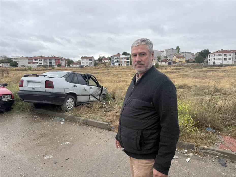 Otomobiline çarpıp kaçanlara seslenen galerici: "Gelsin zararımızı karşılasın"