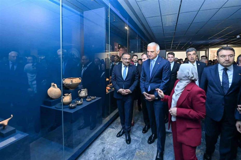 Bakan Ersoy, Türkiye Yüzyılı Buluşmaları’nda Kütahya’nın kültür turizm yatırımlarını anlattı