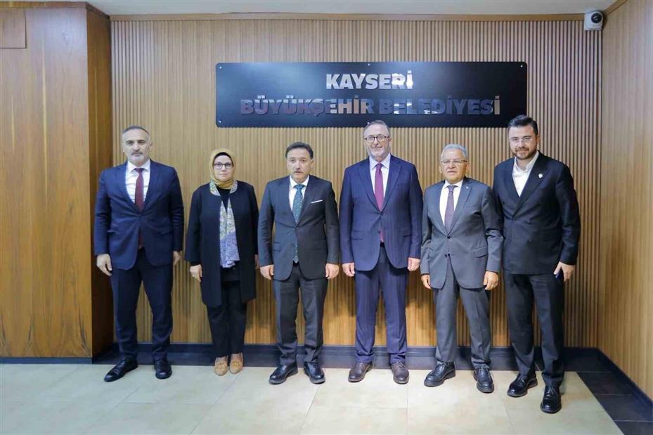 Bakan Yardımcısı Yılmaz’dan Başkan Büyükkılıç’a ‘kültür’ övgüsü