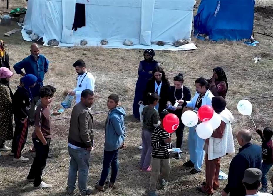 Derebucak’ta mevsimlik tarım işçilerine sağlık hizmeti