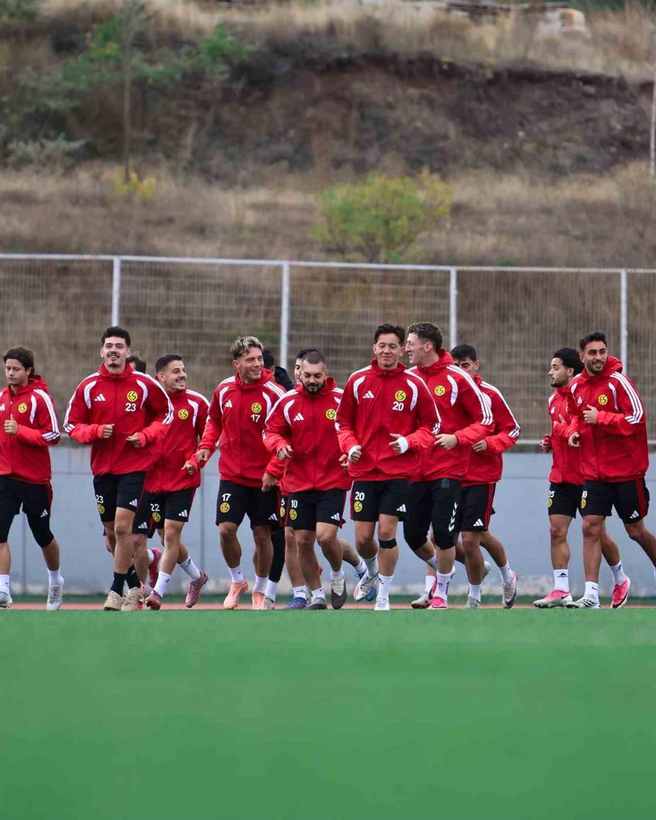 Eskişehirspor, 1922 Akşehir SK maçı için hazırlanıyor