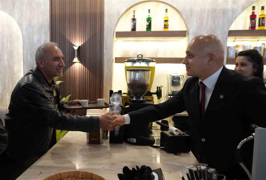 Dünya Kahve Günü’nde vatandaşlara kahve ikram edildi