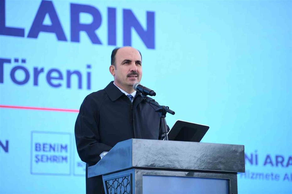 Başkan Altay: "419 milyon lira bedelle şehrimize kazandırdığımız 54 yeni araç hayırlı olsun"