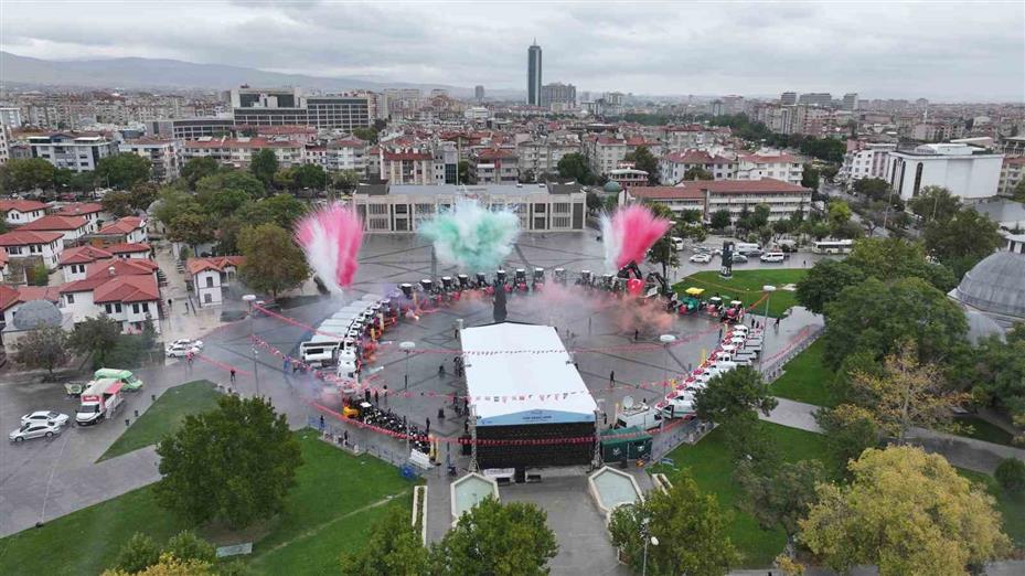 Başkan Altay: "419 milyon lira bedelle şehrimize kazandırdığımız 54 yeni araç hayırlı olsun"