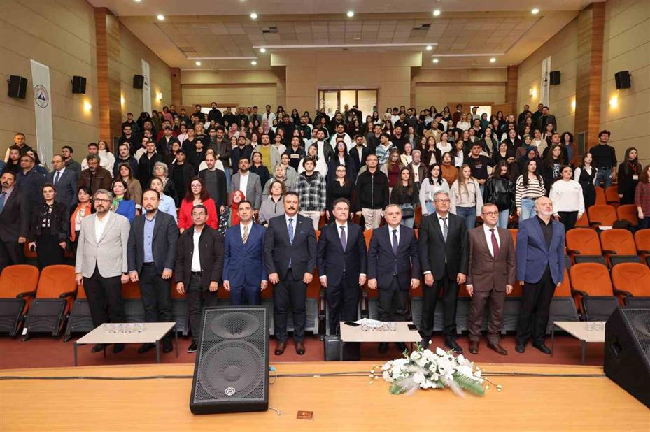 ERÜ’nün açılış dersi ’Terörsüz Türkiye İletişimi’ oldu