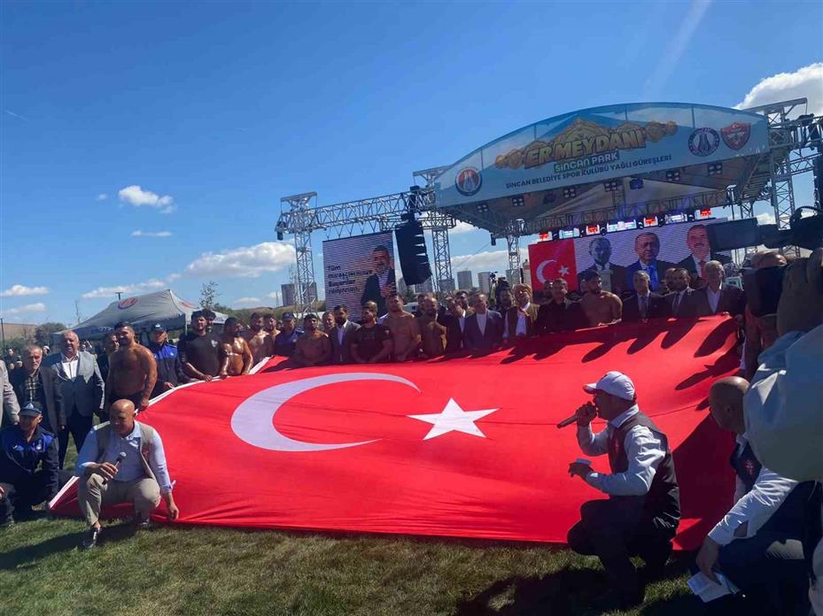 Sincan Güreş Festivali’nde 26’sı baş olmak üzere 500 pehlivan er meydanın da buluştu