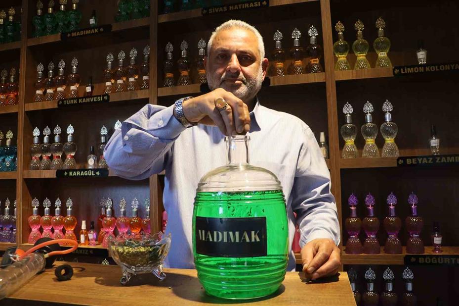 Türkülere konu olan madımağın dondurmasından sonra bu kez de kolonyasını yaptılar