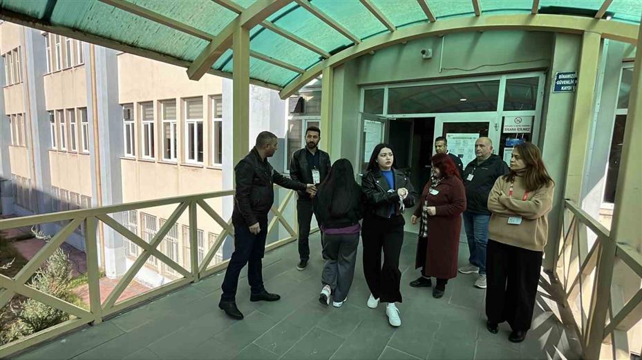 KPSS’ye saniyelerle geç kalınca sınava alınmayan genç, trafik kurbanı olduğunu söyledi