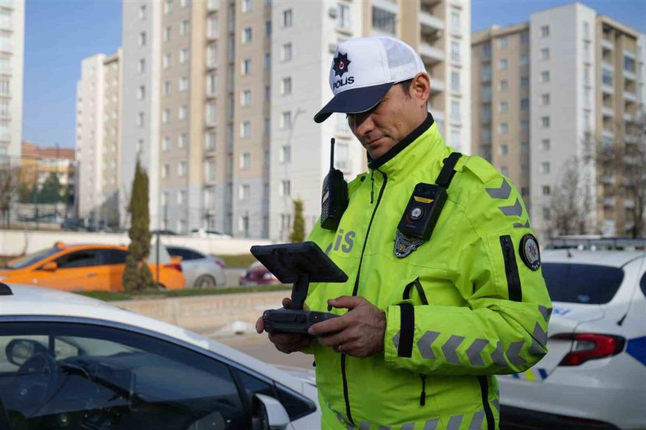 Trafikte "koltuk değiştirme" oyunu drona takıldı: 240 bin lira ceza