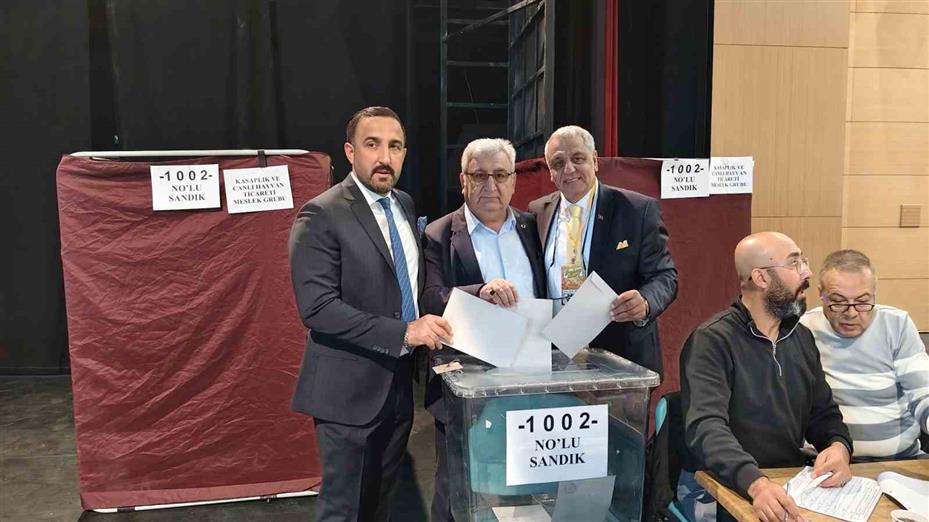 Sivas Ticaret Borsası seçimlerinde Karakaya güven tazeledi