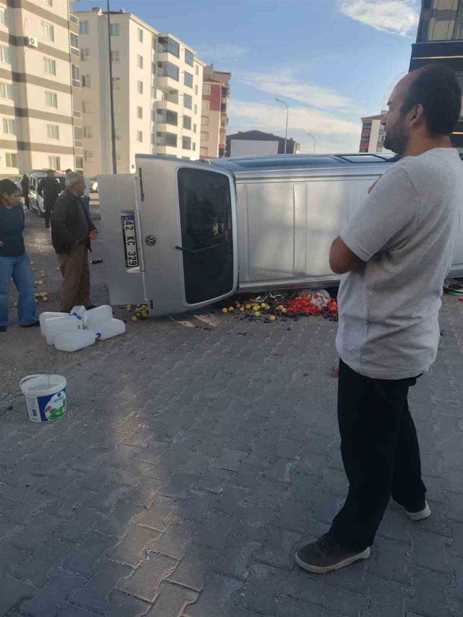 Eskişehir’de otomobil minibüsle çarpıştı: 5 yaralı