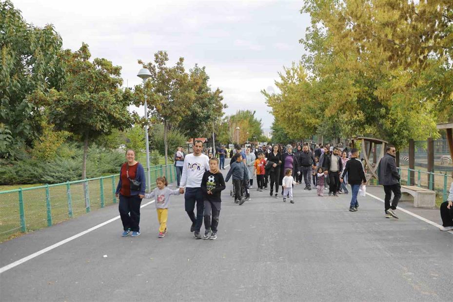 Ücretsiz hayvanat bahçesi uygulamasına yoğun ilgi