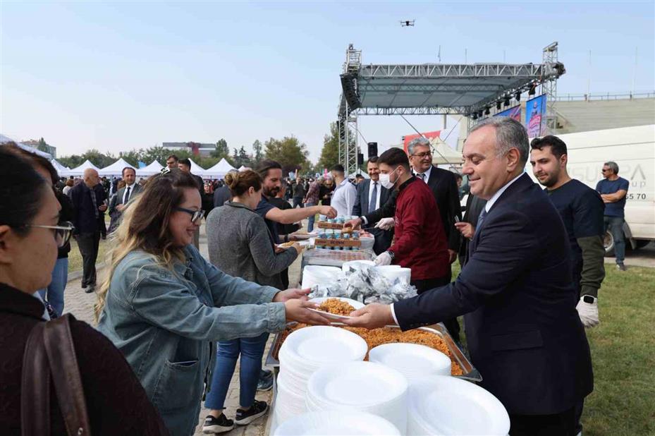 ERÜ’de ‘Yolum Erciyes’ festival coşkusu