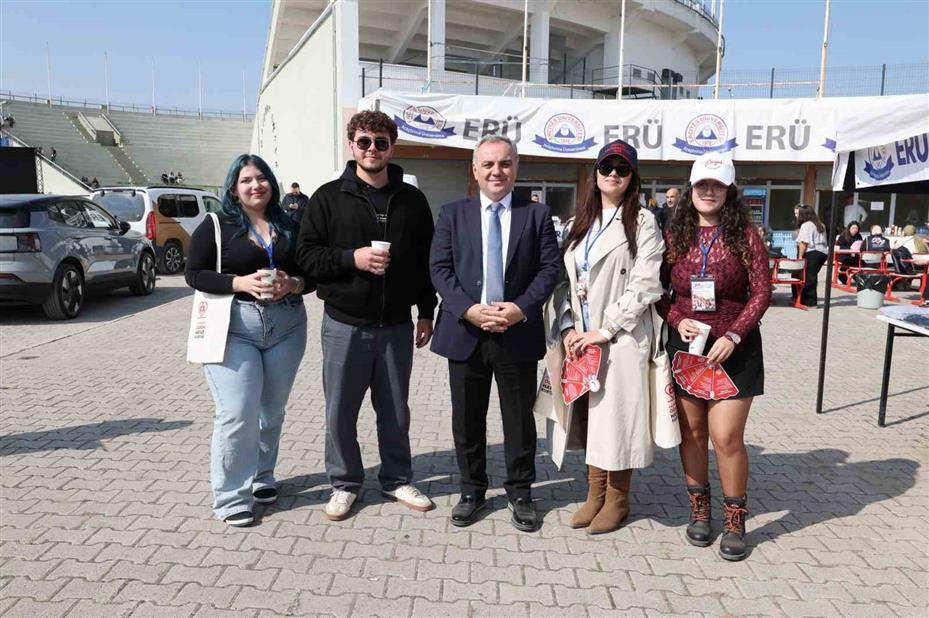 ERÜ’de ‘Yolum Erciyes’ festival coşkusu