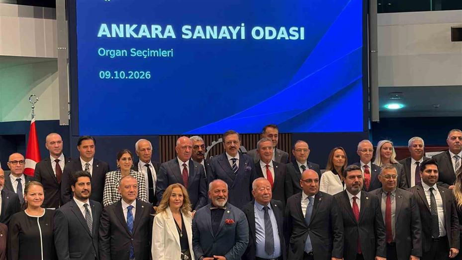 TOBB Başkanı Hisarcıklıoğlu ASO seçimleri için oyunu kullandı