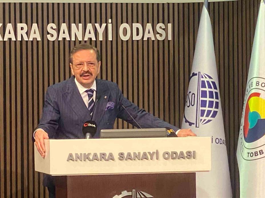TOBB Başkanı Hisarcıklıoğlu ASO seçimleri için oyunu kullandı