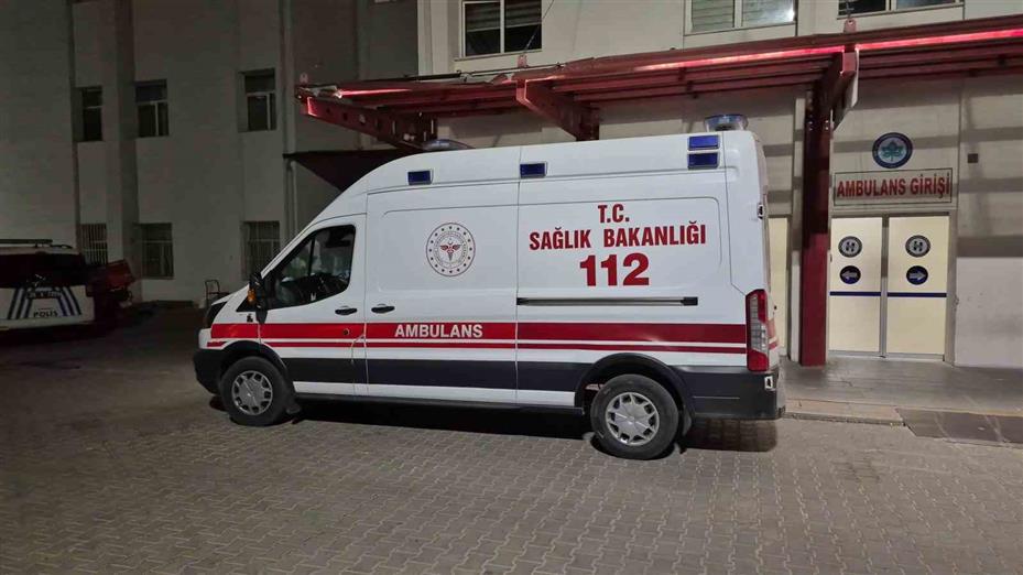 Eskişehir’de otomobille çarpışan motosikletin yolcusu ağır yaralandı