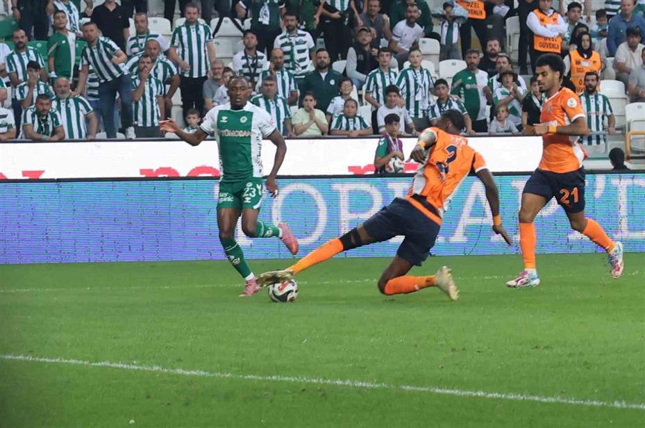 Konyaspor ile Başakşehir FK 31. randevuda