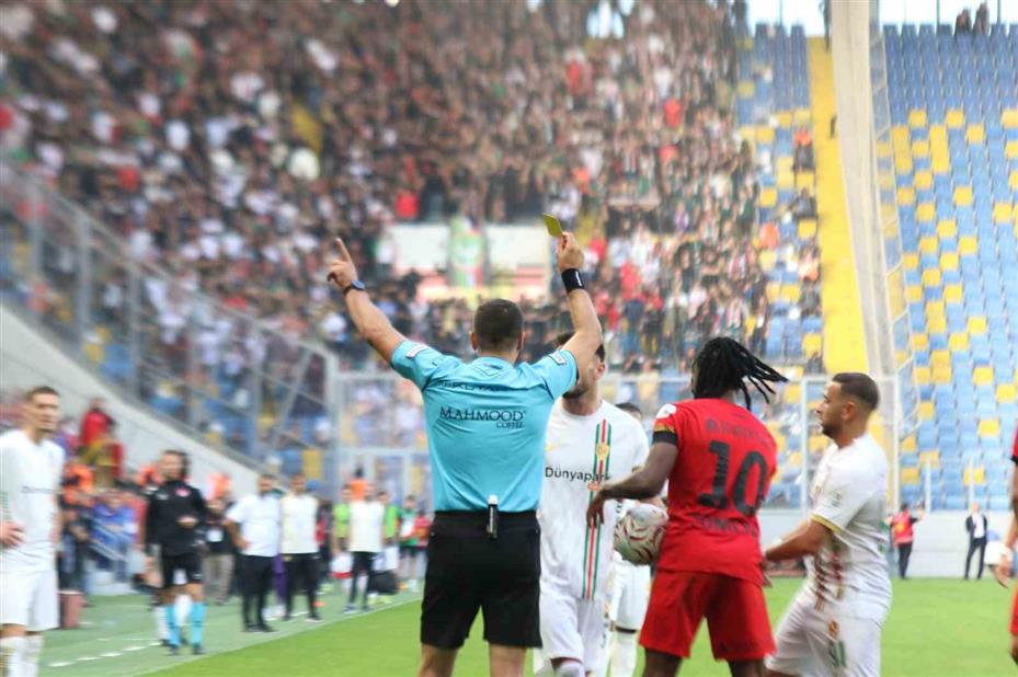 Trendyol Süper Lig: Gençlerbirliği: 2 - Amed Sportif Faaliyetler: 2 (Maç sonucu)