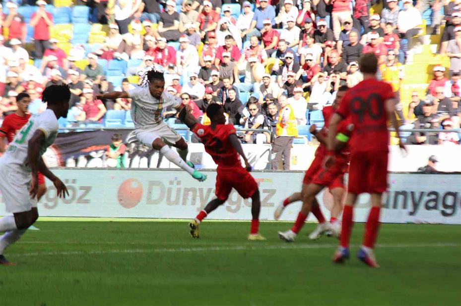 Trendyol Süper Lig: Gençlerbirliği: 2 - Amed Sportif Faaliyetler: 2 (Maç sonucu)
