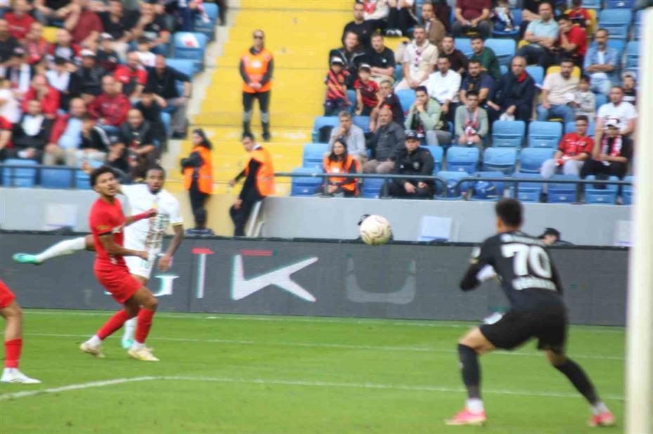 Trendyol Süper Lig: Gençlerbirliği: 2 - Amed Sportif Faaliyetler: 2 (Maç sonucu)