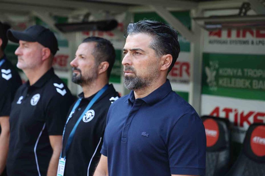 Trendyol Süper Lig: Konyaspor: 0 - Başakşehir: 0 (İlk yarı)